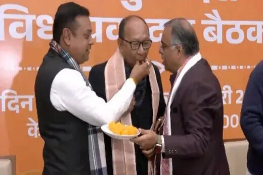 एक साल बाद मणिपुर में बनेगी नई सरकार, युमनाम खेमचंद सिंह को मिली कमान